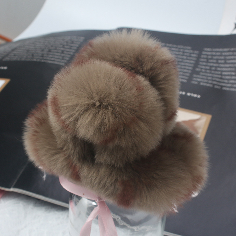 1 pince à cheveux luxueuse, mignonne et unie en fourrure pour femme