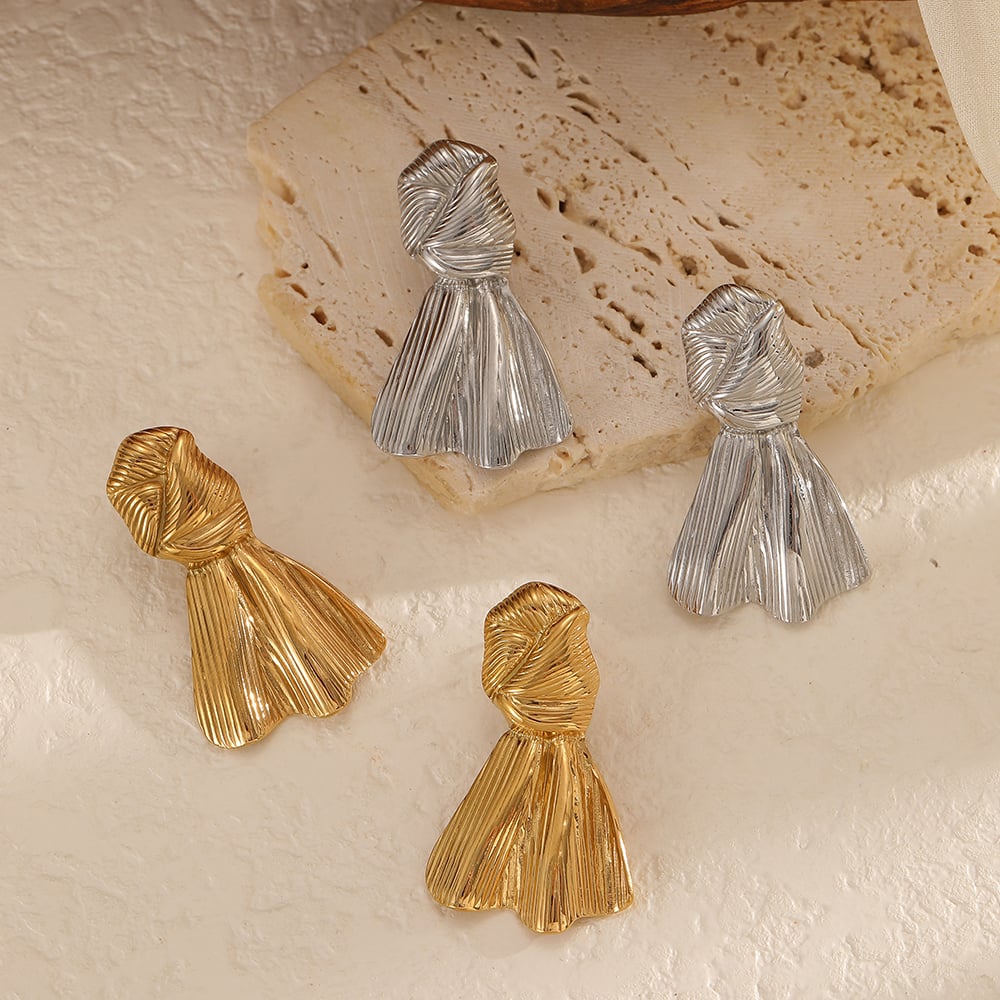 1 Pair Bow Tie Shape Stainless Steel Gold Color Stud Earrings Picture2