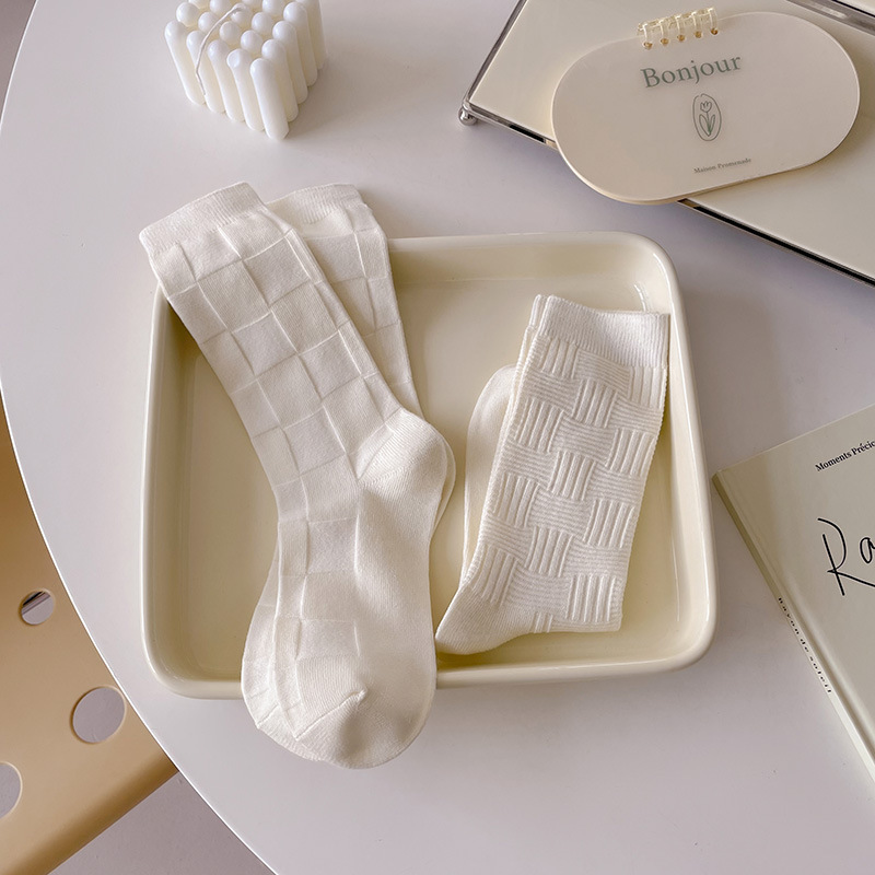 1 Pair Simple Solid Colored Knit Textured Pure Cotton Women's Mid-Calf Socks h5Picture2