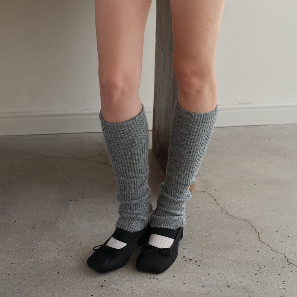 1 Pair Wool Blend Solid Color Knitted Leg Warmers h5Picture3