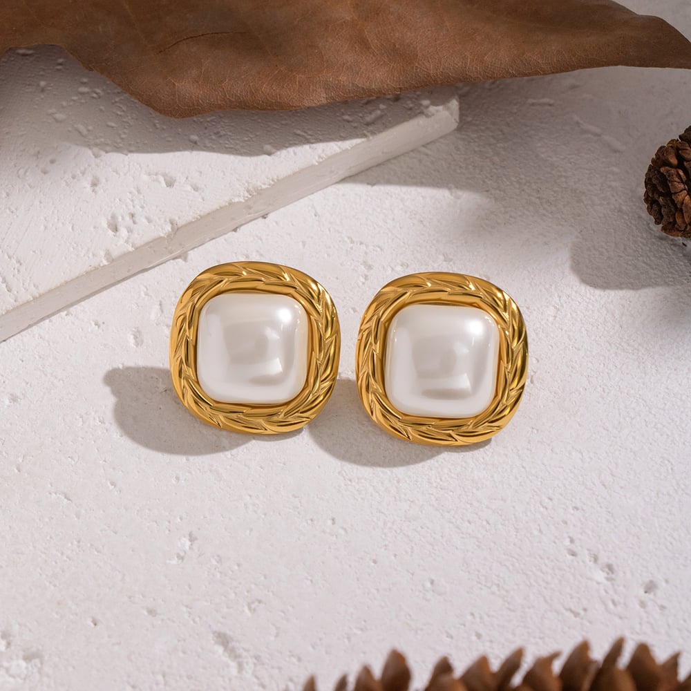 Ensemble de boucles d&#39;oreilles élégantes en acier inoxydable doré et perles Image3