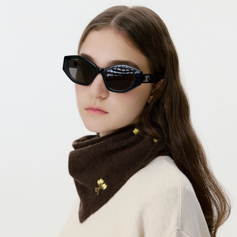 1 Piece Exquisite Sweet Flower Wool Women's Winter Scarves Picture3