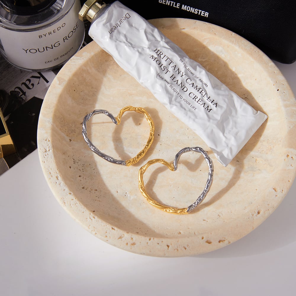 1 Pair Gold&Silver Colors Heart Stainless Steel Women's Stud Earrings Picture3