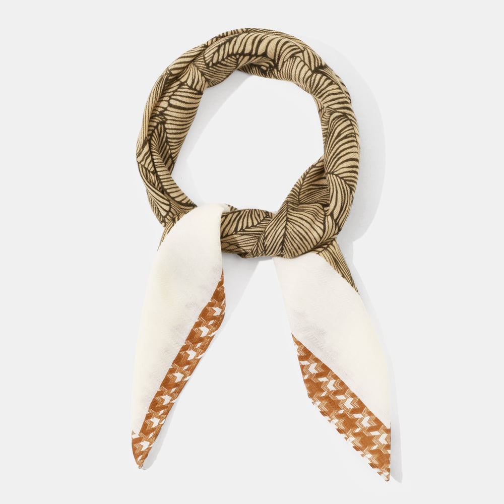 1 Piece Retro Leaf Polyester Bandana h5Picture2