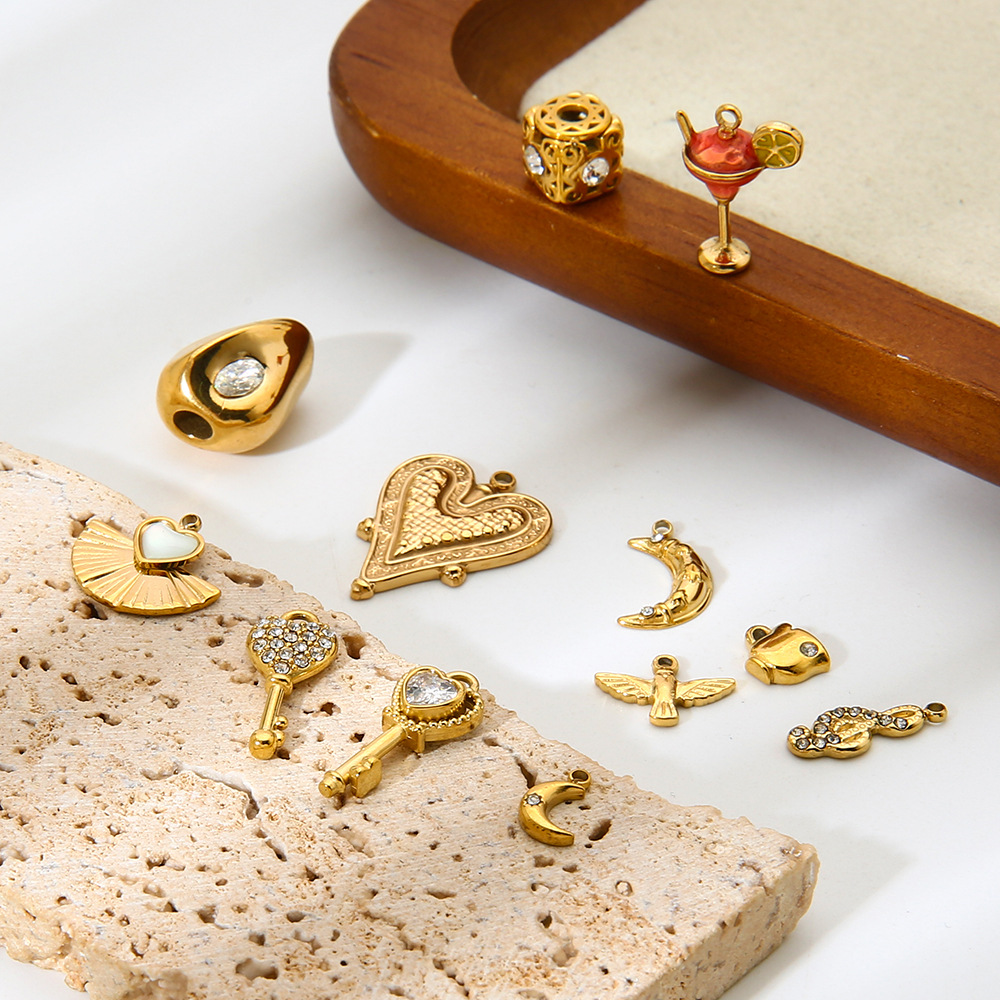 1 Stück Edelstahl-Anhänger in Goldfarbe mit Zirkonia zum Selbermachen h5Bild2