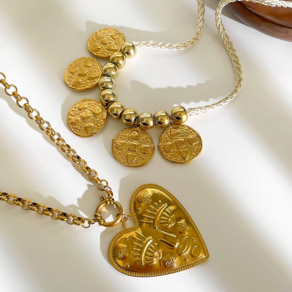 Collana con ciondolo a forma di cuore color oro da 1 pezzo Immagine5