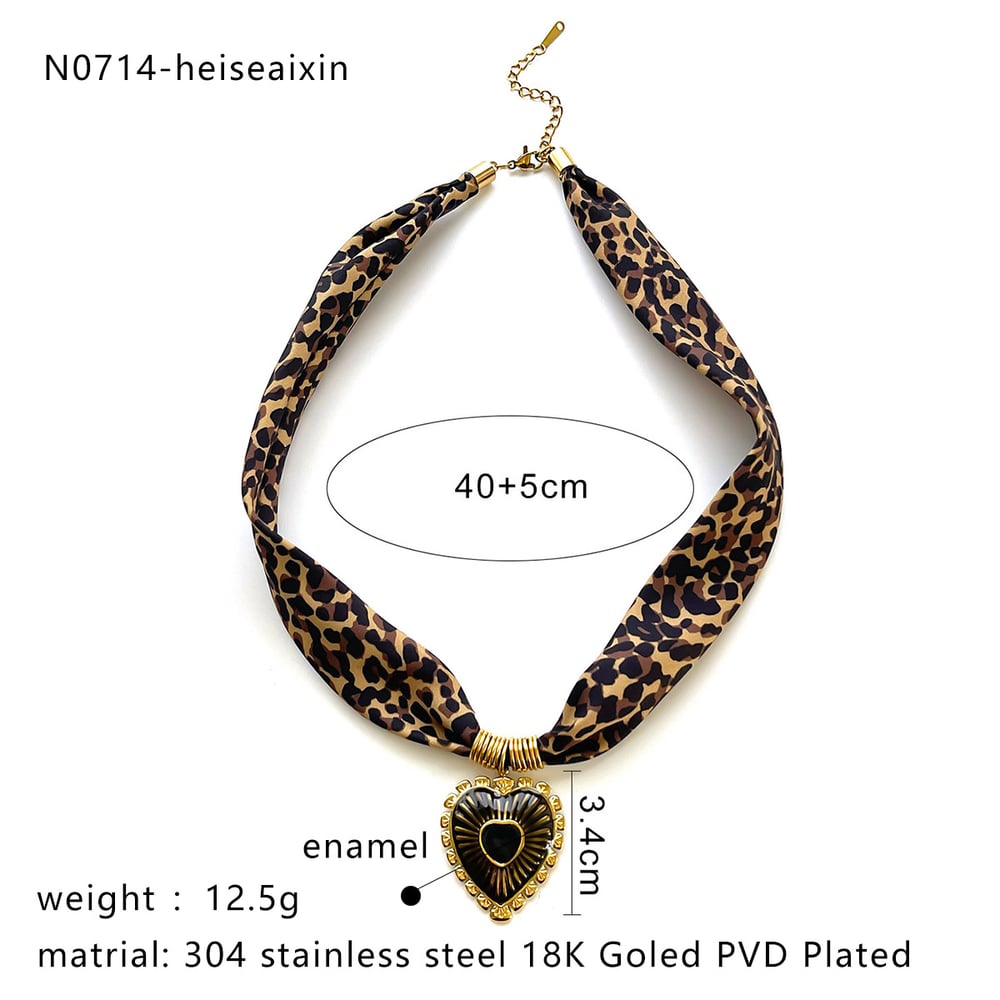 Collana con ciondolo a forma di fiore color oro in tessuto leopardato da 1 pezzo Immagine2