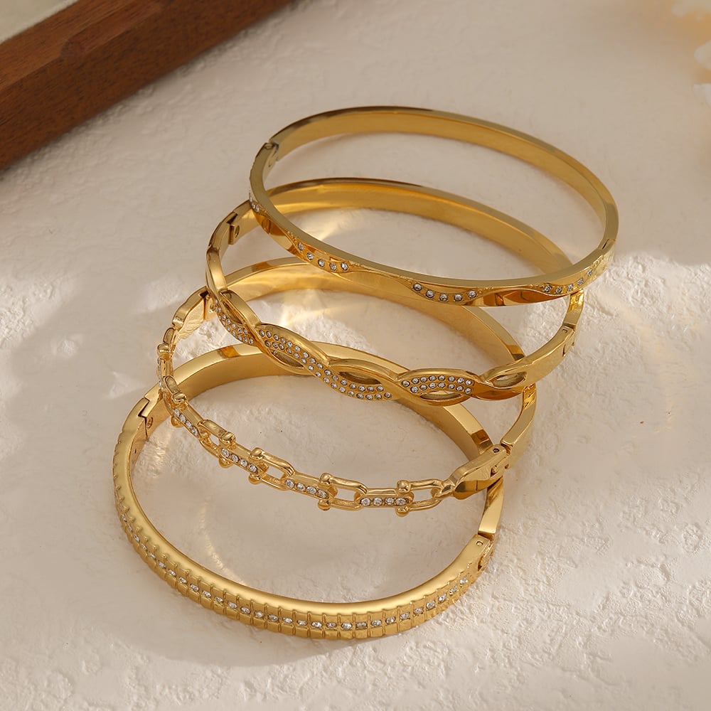 Bracelet classique en acier inoxydable doré orné de strass (1 pièce) Image3