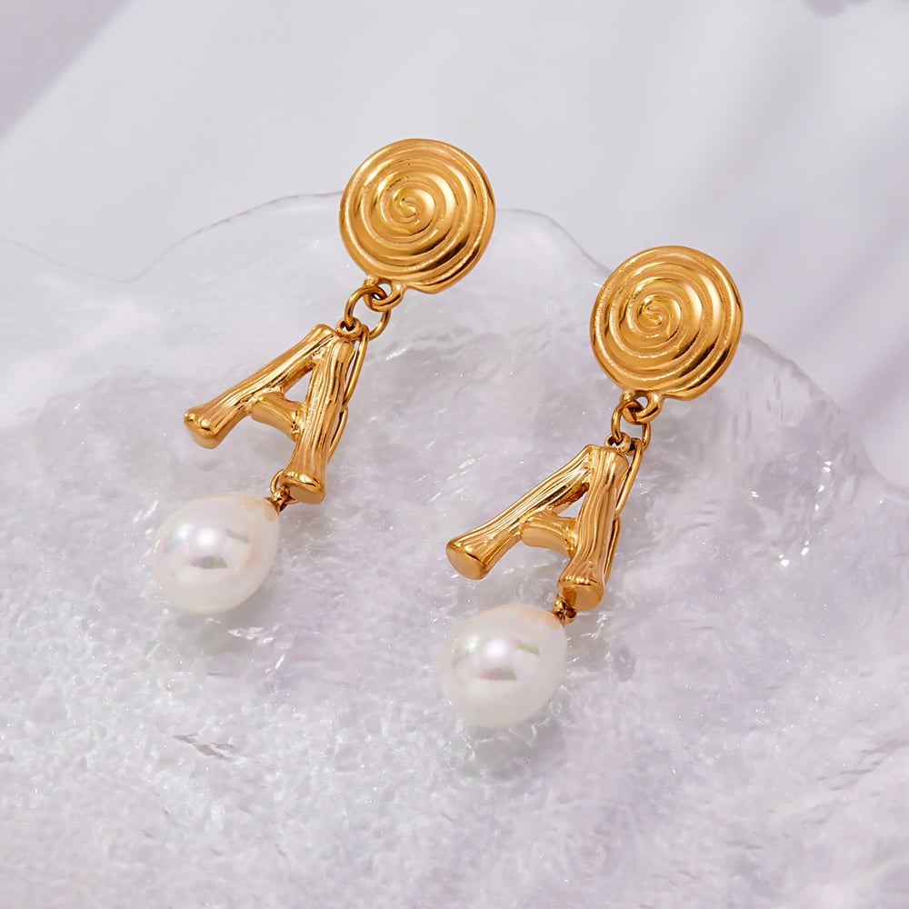 Boucles d&#39;oreilles pendantes classiques en forme de lettre A, en acier inoxydable doré, pour femme (1 paire). Image4