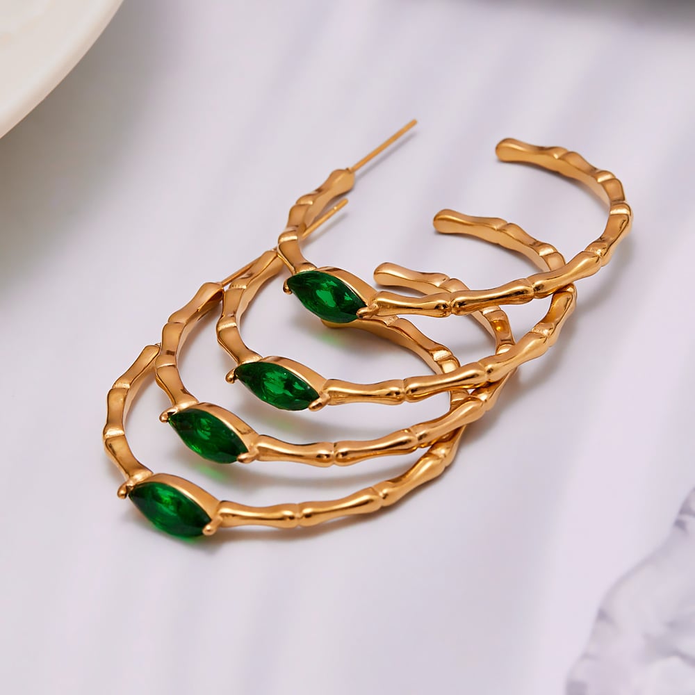 1 paire de boucles d&#39;oreilles créoles luxueuses pour femmes, en verre vert et acier inoxydable doré. Image3
