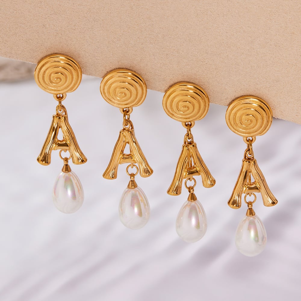 Boucles d&#39;oreilles pendantes classiques en forme de lettre A, en acier inoxydable doré, pour femme (1 paire). Image3