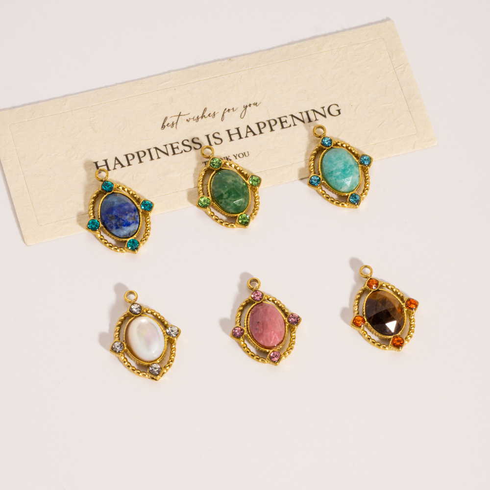 Pendentif rond rétro classique en acier inoxydable pour femme (1 pièce) Image3