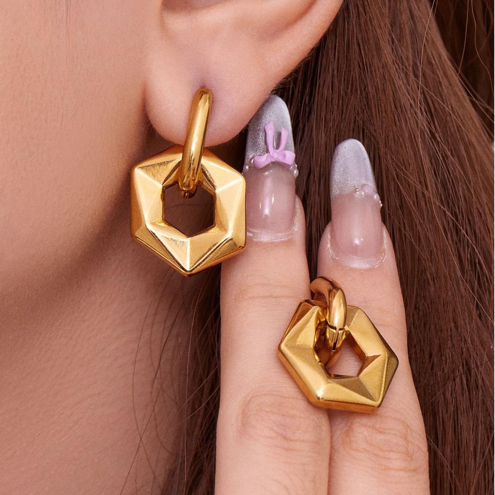 Boucles d&#39;oreilles pendantes hexagonales ajourées en acier inoxydable doré pour femme (1 paire) Image6