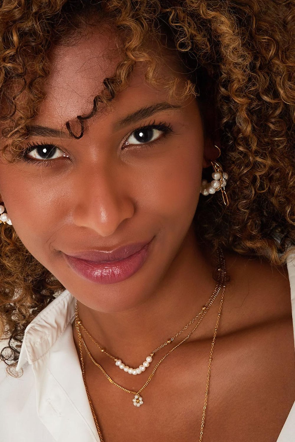 Collar con florperla Color dorado Acero inoxidable Imagen2