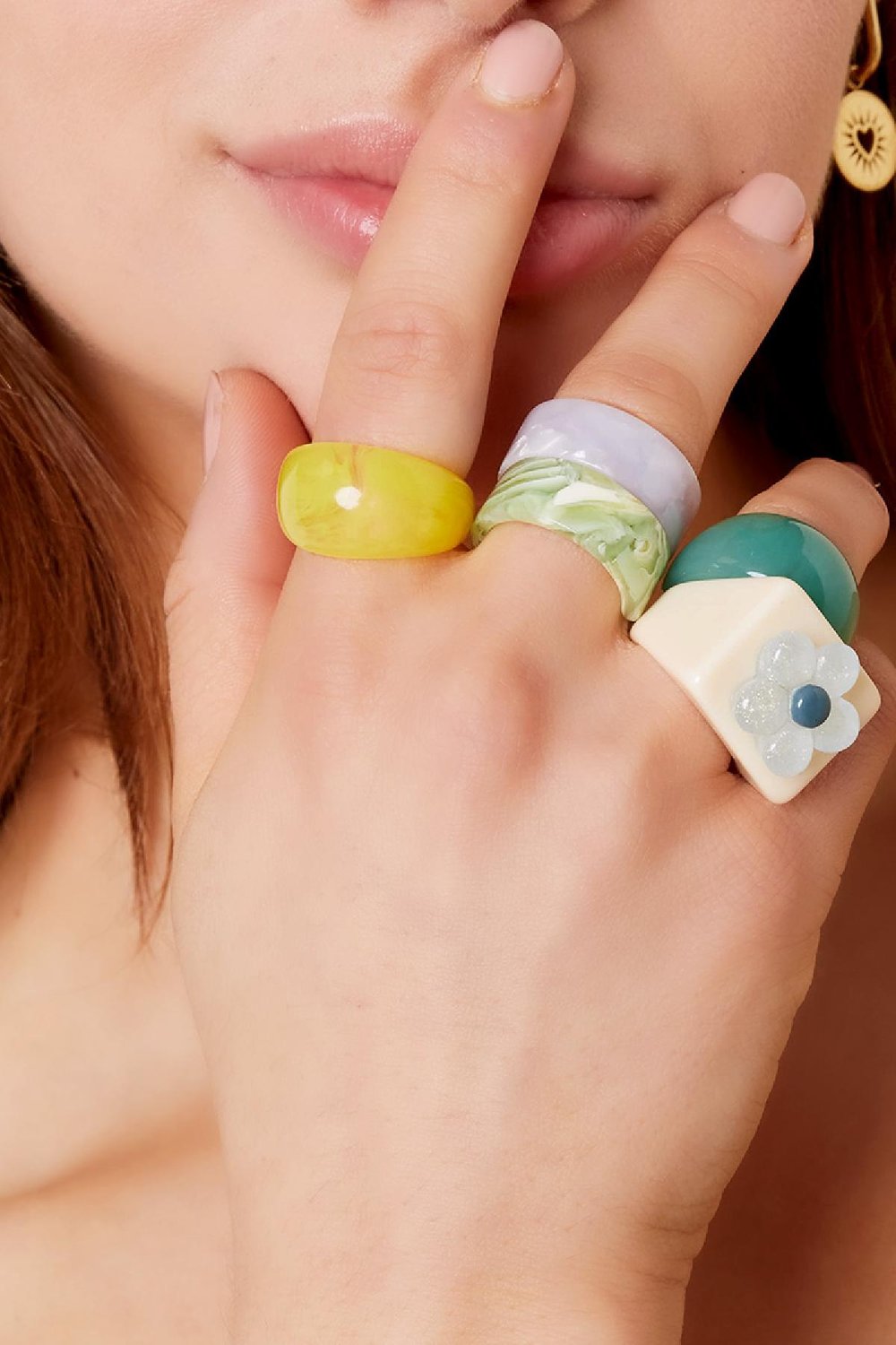 Ring aus Polyharz Rosa Resin 18 h5Bild3