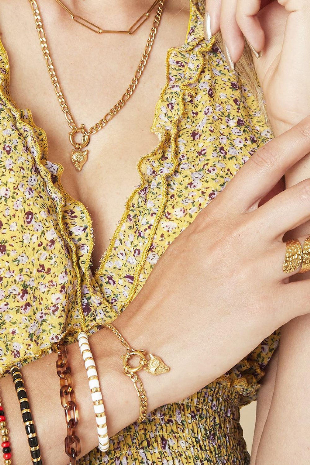 Armband Wolf Goud kleur Stainless Steel Afbeelding2