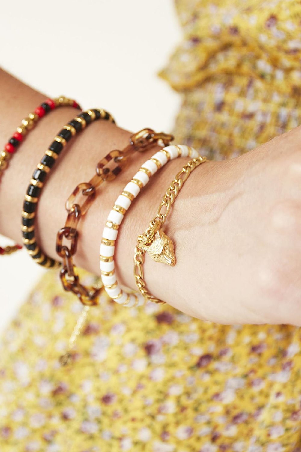 Armband Wolf Goud kleur Stainless Steel Afbeelding4