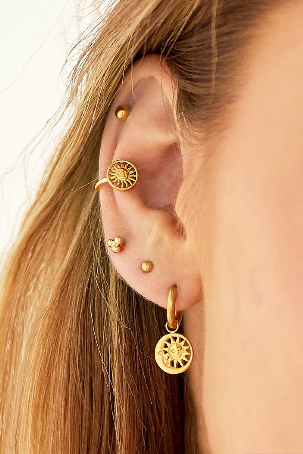Earcuff sunny face in circle Silver Color Stainless Steel Picture3