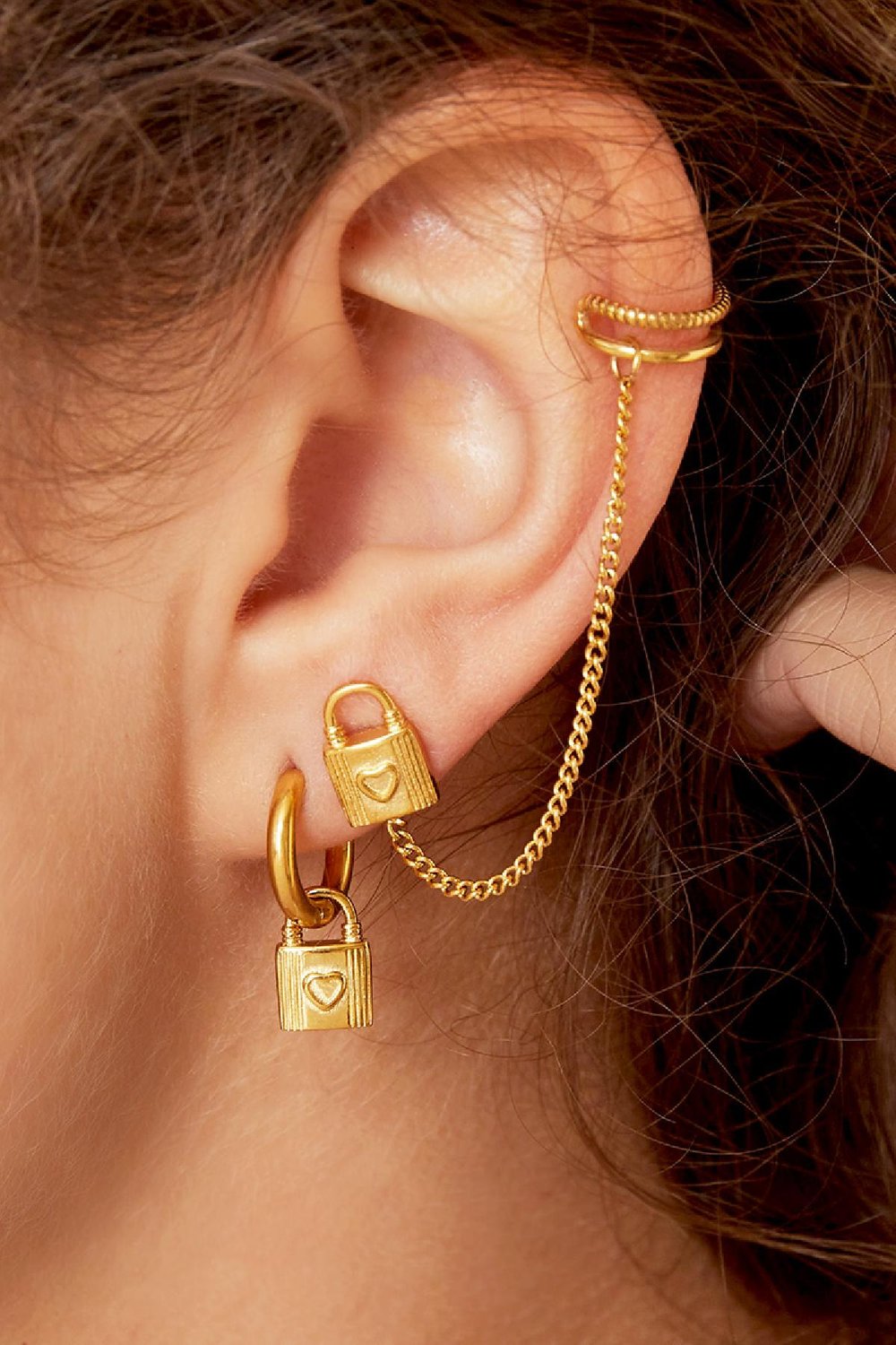 Pendiente en forma de candado con earcuff Color dorado Acero inoxidable Imagen2