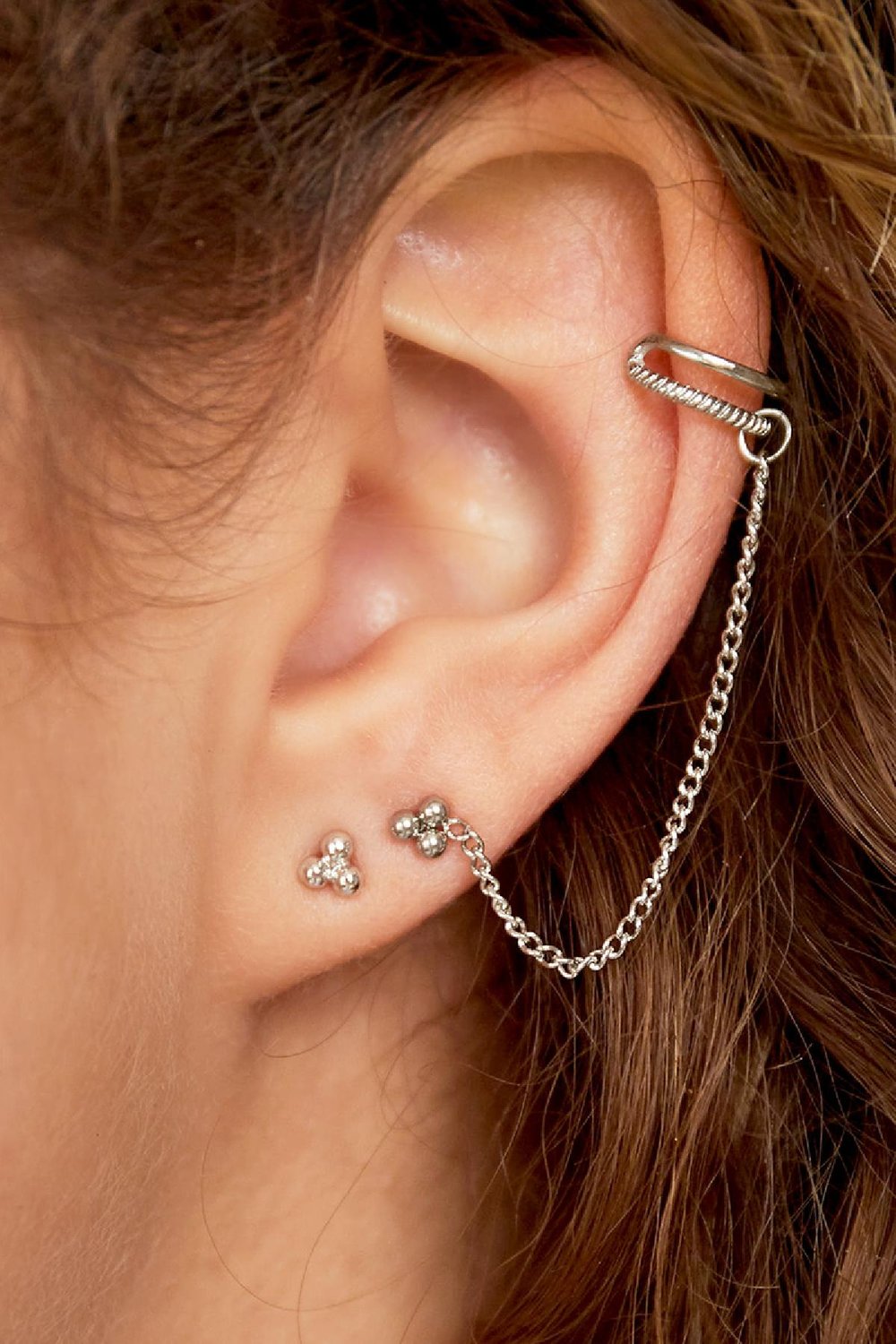 Edelstahl Ohrschelle mit Kette  Bild2