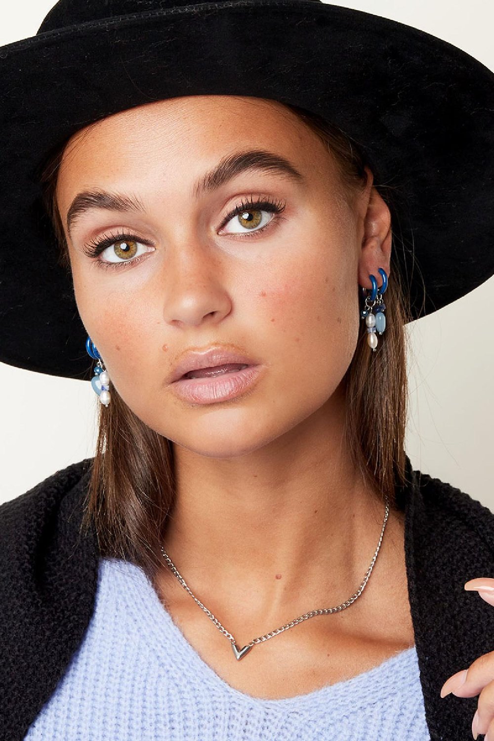 Boucles d'oreilles avec Charm Coloré Medium Argenté Acier inoxydable Image4