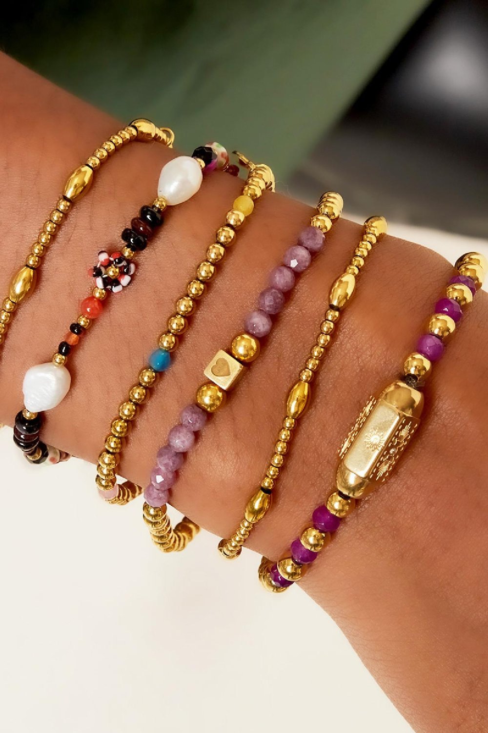 Stainless steel beaded bracelet with stones Purple Picture2