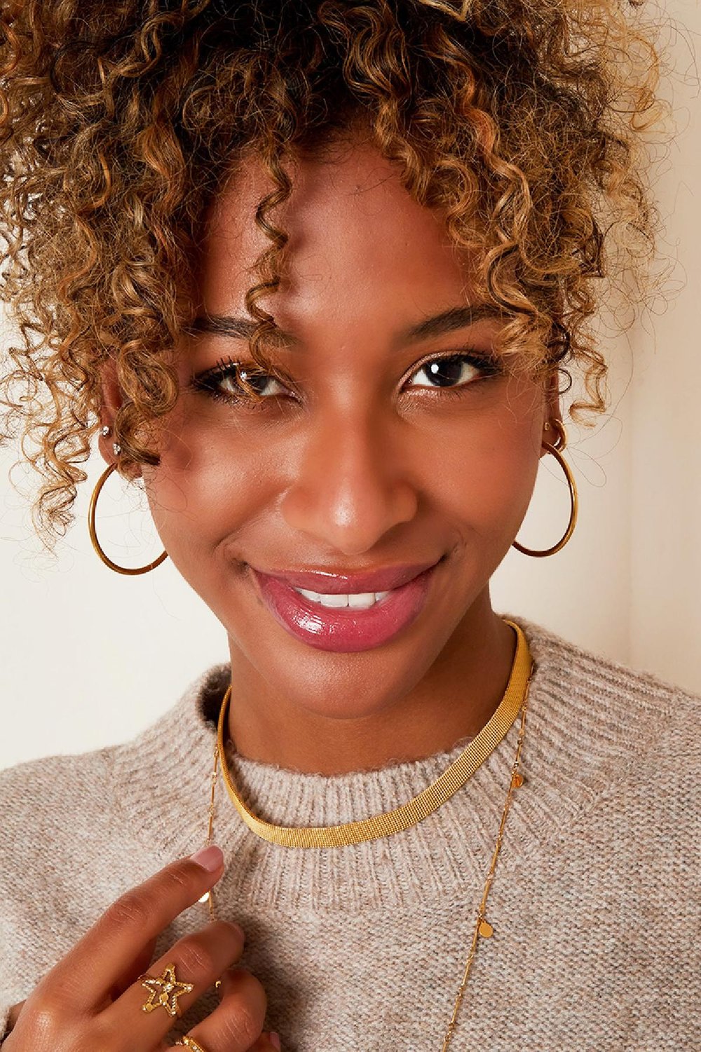 stainless steel earrings hoops medium  Picture2