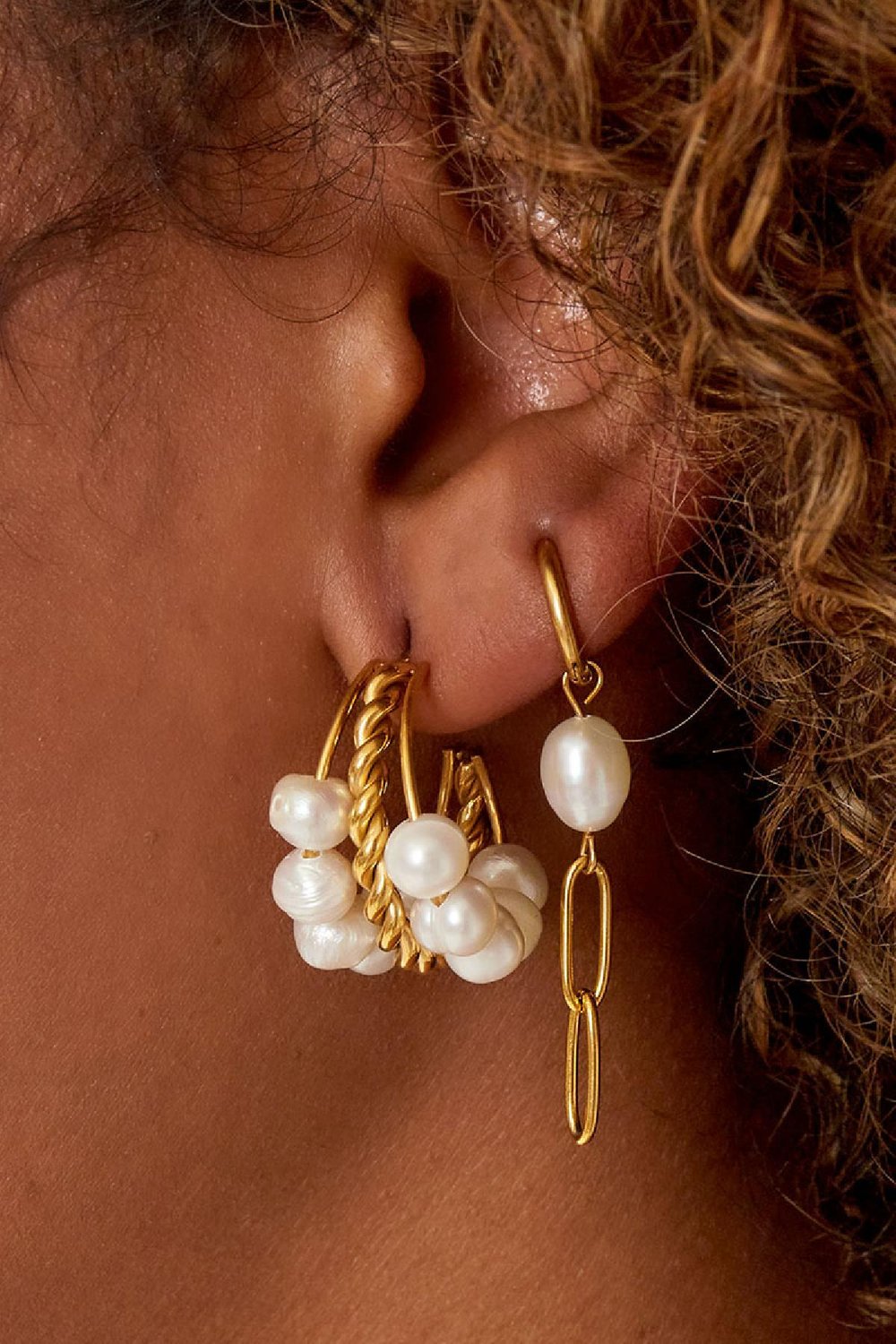 Statement oorbellen parels Goud kleur Stainless Steel Afbeelding4