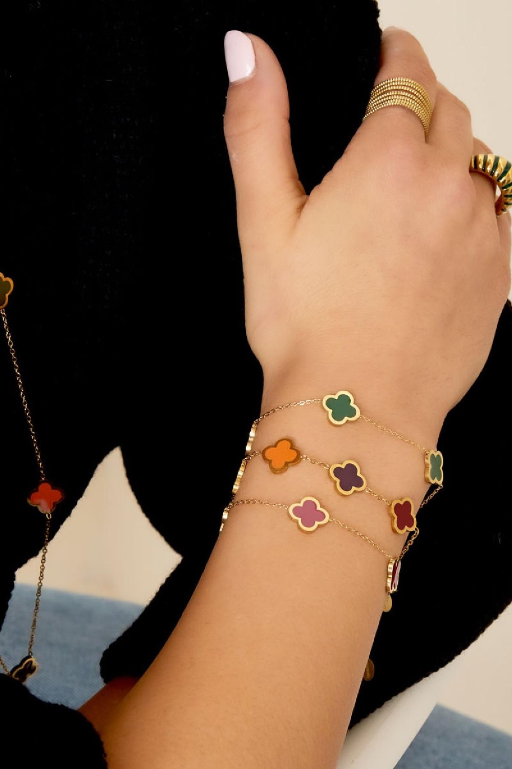 Bracelet trois trèfles colorés - rose Rosé Acier inoxydable Image4