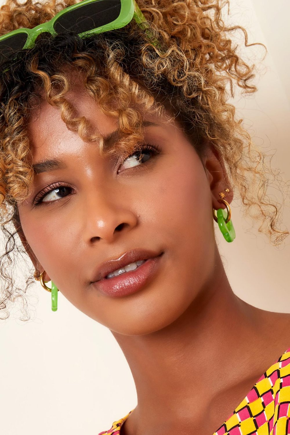 Earrings with big flower charm Pink & Gold Color Stainless Steel Picture2