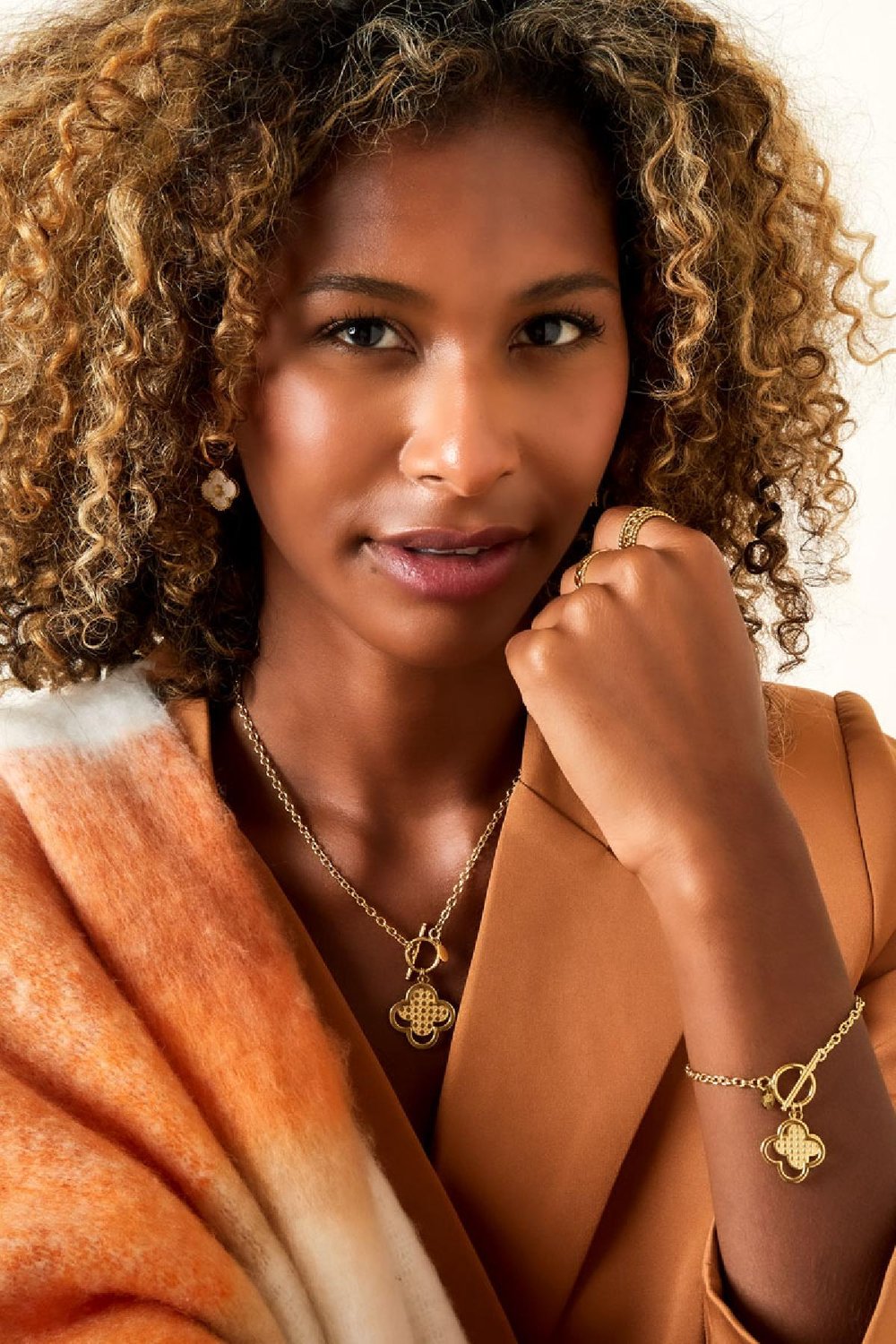 Bracelet statement clover Gold Color Stainless Steel h5Picture3