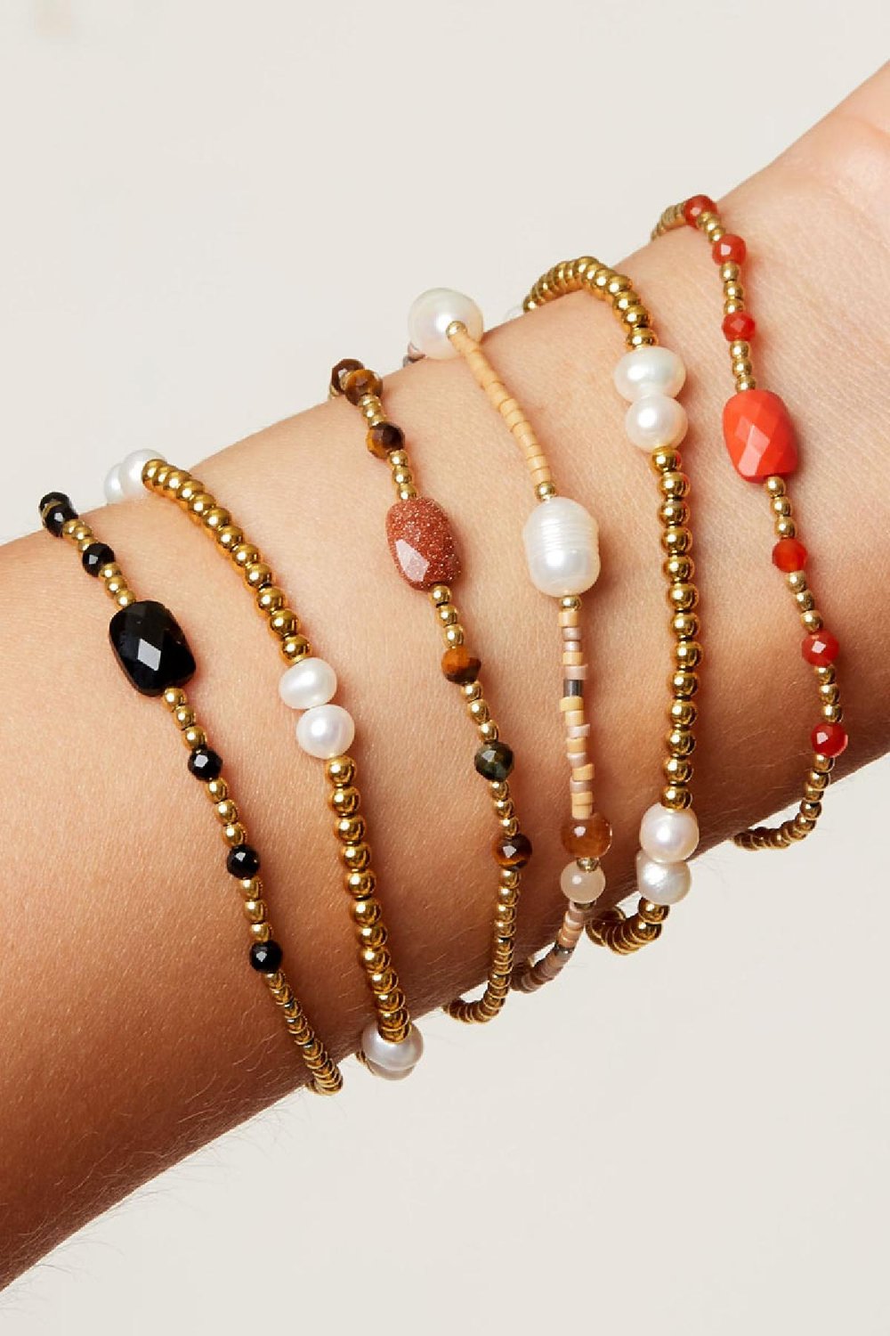 Bracelet perlé avec pierre carrée de couleur - Collection pierres naturelles Couleur orange & Couleur or Stone Image3