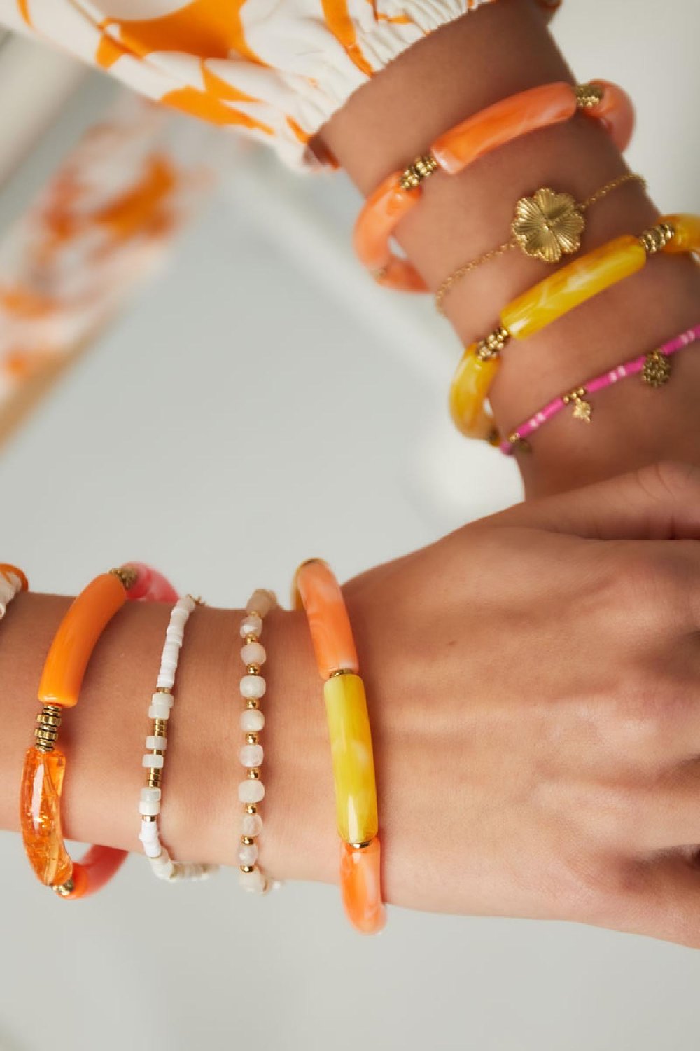 Schlaucharmband mehrfarbig Goldfarbe Acryl h5Bild2