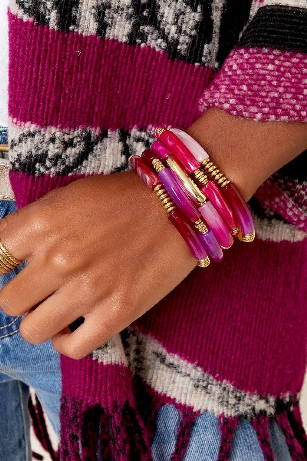 Perlendetail des Rohrarmbands Lila Acryl h5Bild2