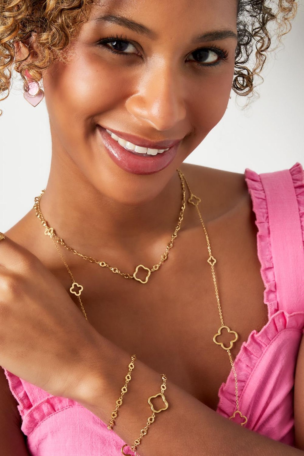 Bracelet circles with clover Gold Color Stainless Steel h5Picture3