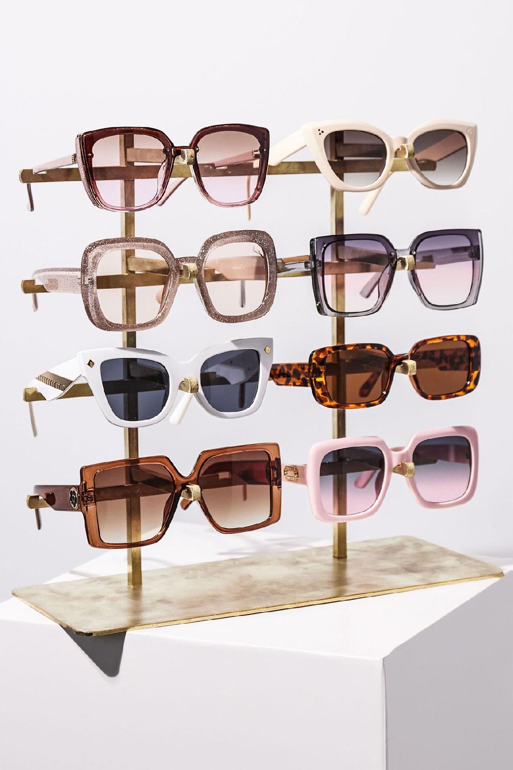 Gold color metal sunglasses display Picture3