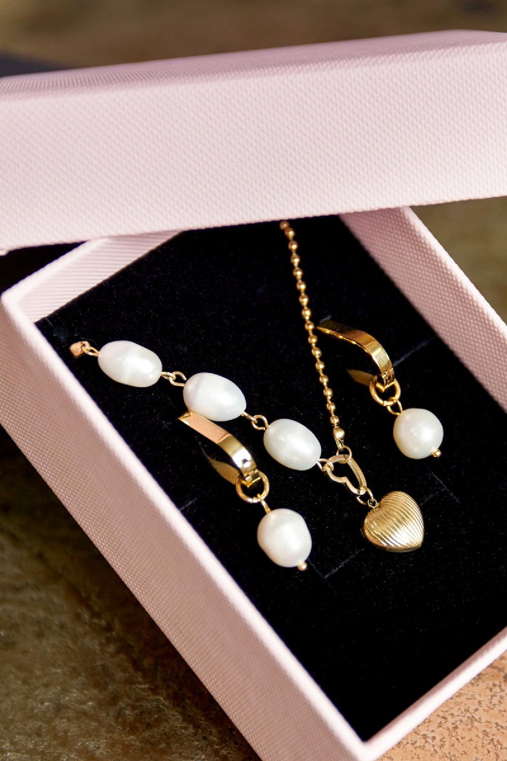 Jewelery box with loose lid Pink Paper Picture2