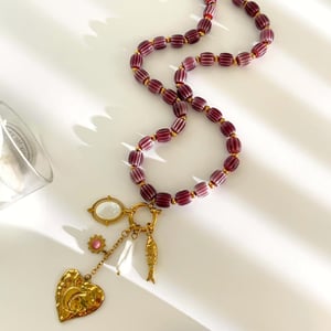 1 Piece Retro Heart Stainless Steel Gold Color Beaded Necklace h5 Picture5