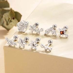 1 Piece Flower Heart Copper Gold Color Zircon Piercing Earring h5 Picture3