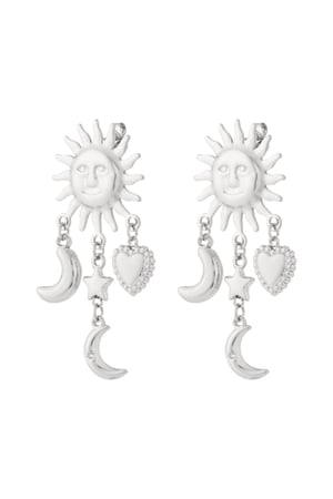 Love to the Moon and Back earrings h5 Picture3
