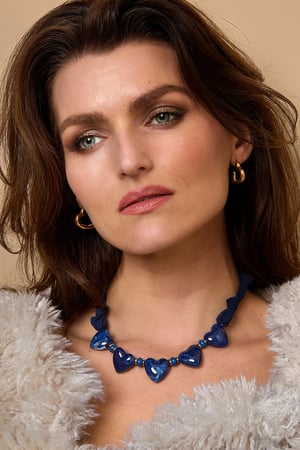 Fabric necklace with heart beads h5 Picture2