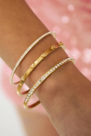 Bangle with heart details h5 Picture2