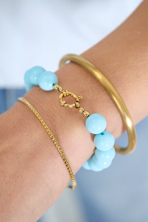 Necklace with medium beads and front closure h5 Picture2