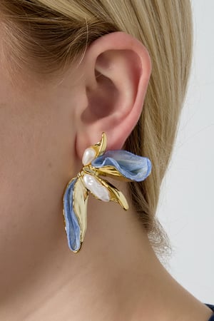Luxurious Feels earrings h5 Picture2