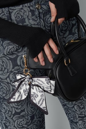 phone cord bow perfection-beige h5 Picture2