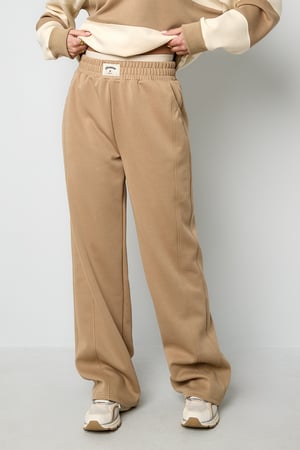 Sporty Pants h5 Picture4