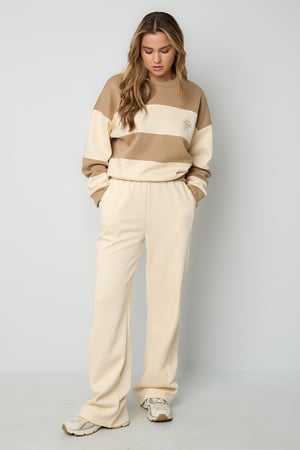 Sporty Pants h5 Picture14