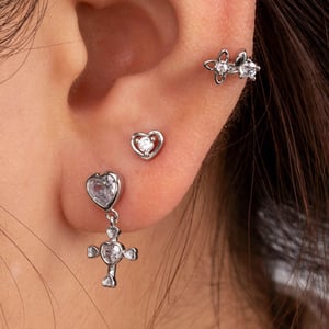 1 Piece Simple Series Classic Heart Titanium Steel No Plating Material Zircon Women Stud Earrings h5 Picture2