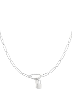 chain links with lock and key h5