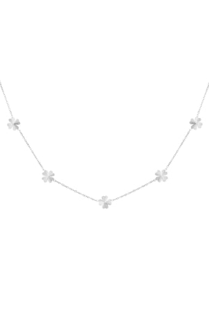 leafy luck necklace h5